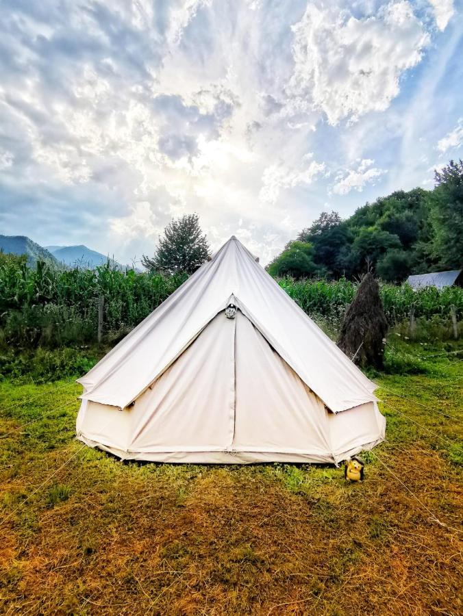 Luna Rock Glamping Brezoi - Blue Scai Eksteriør bilde