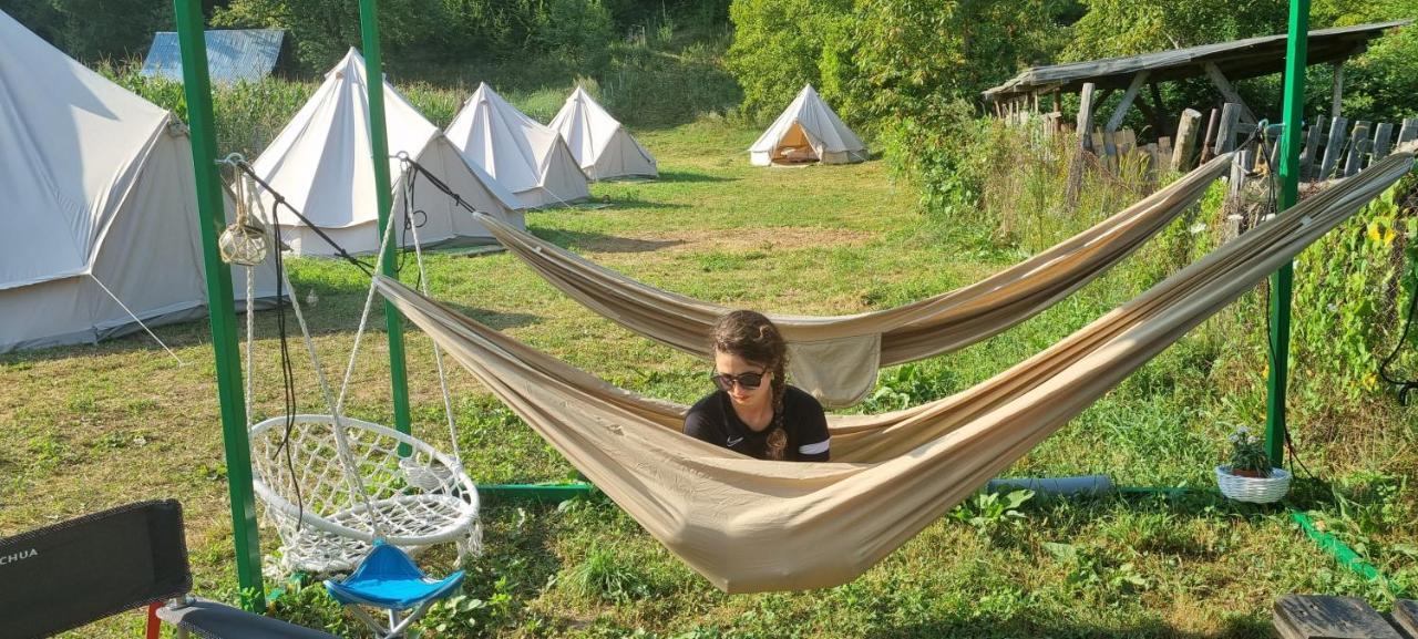 Luna Rock Glamping Brezoi - Blue Scai Hotell Eksteriør bilde