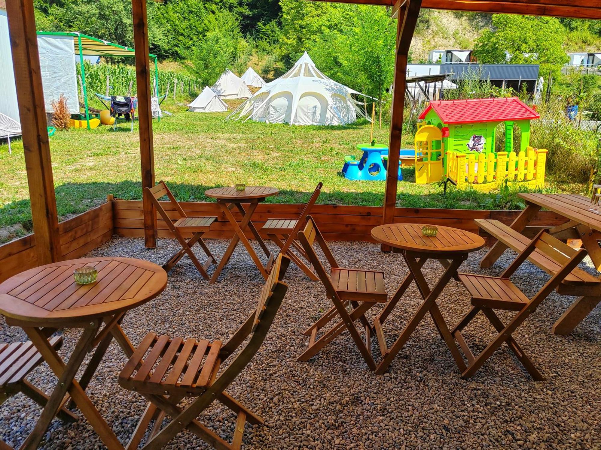 Luna Rock Glamping Brezoi - Blue Scai Eksteriør bilde