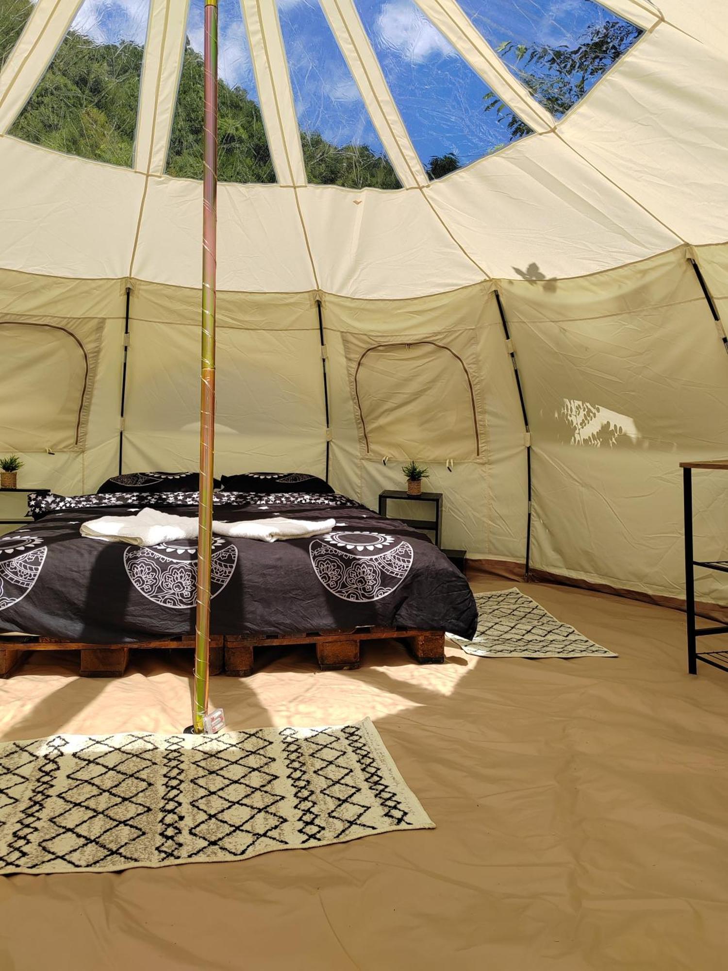 Luna Rock Glamping Brezoi - Blue Scai Eksteriør bilde