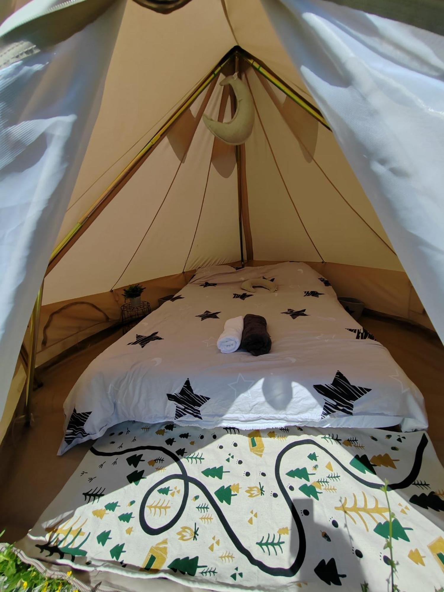 Luna Rock Glamping Brezoi - Blue Scai Eksteriør bilde